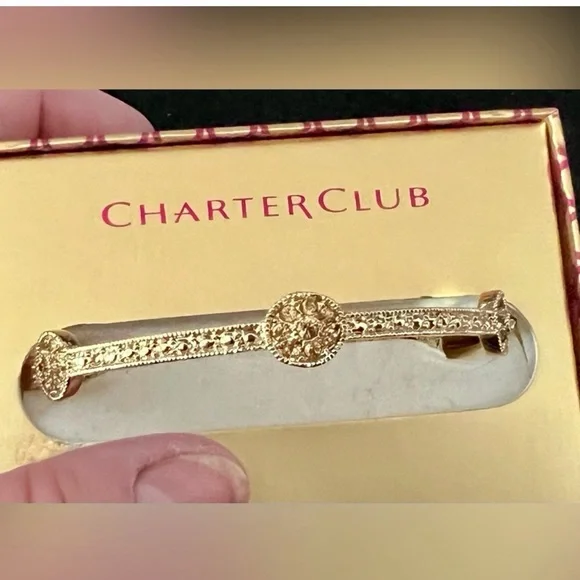 BRACELET CHARTER CLUB BANGLE NWT
Gold Tone & Golden Rhinestone
Incl Gift Box - Picture 1 of 6